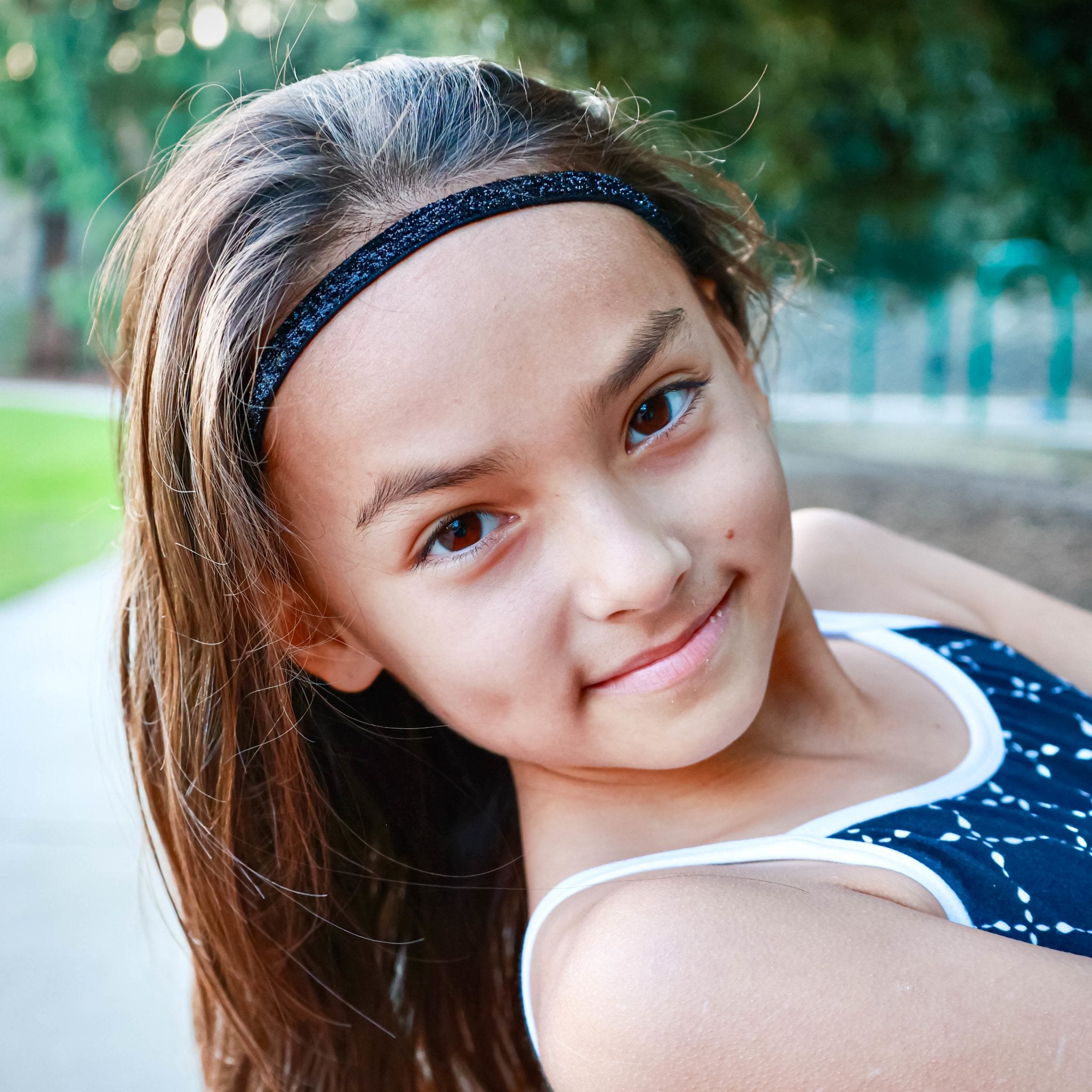 Adjustable No Slip Thin Glitter Headbands - 6 Pack - FROG SAC
