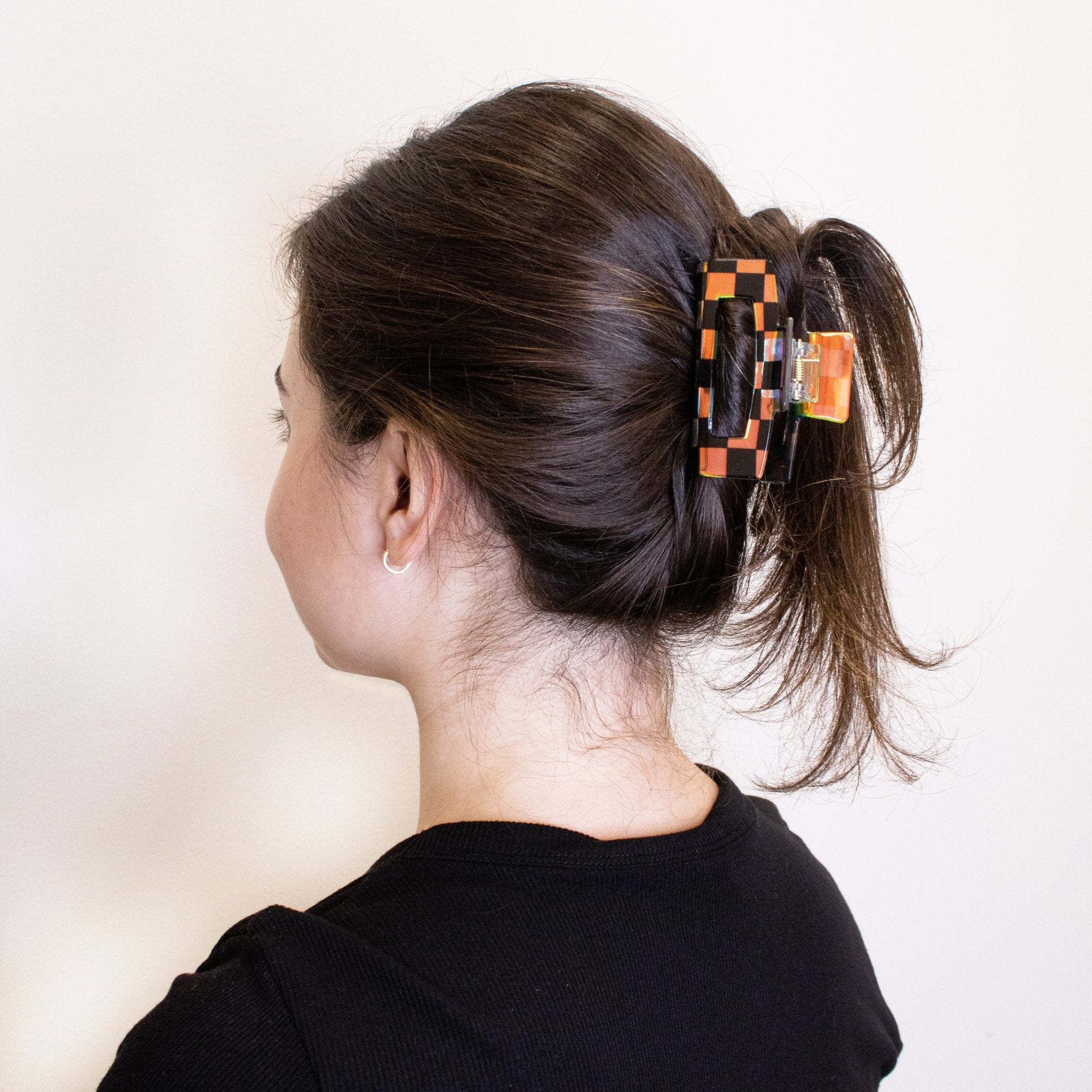 Medium Iridescent Checkered Hair Claw Clip - FROG SAC