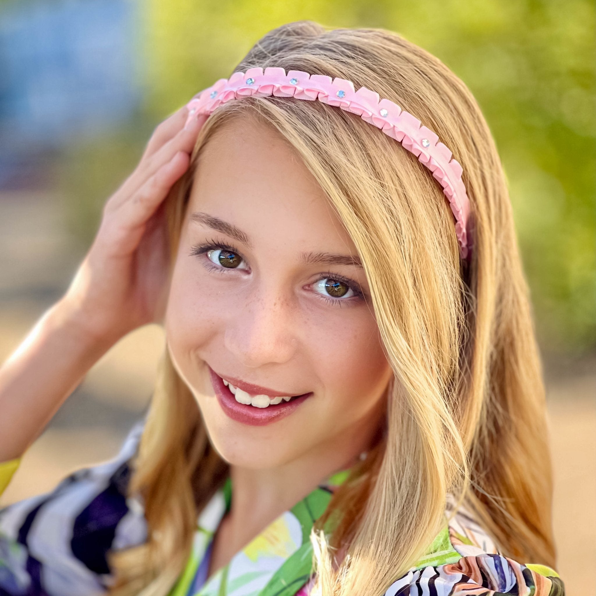 Pleated Rhinestone Headband - FROG SAC