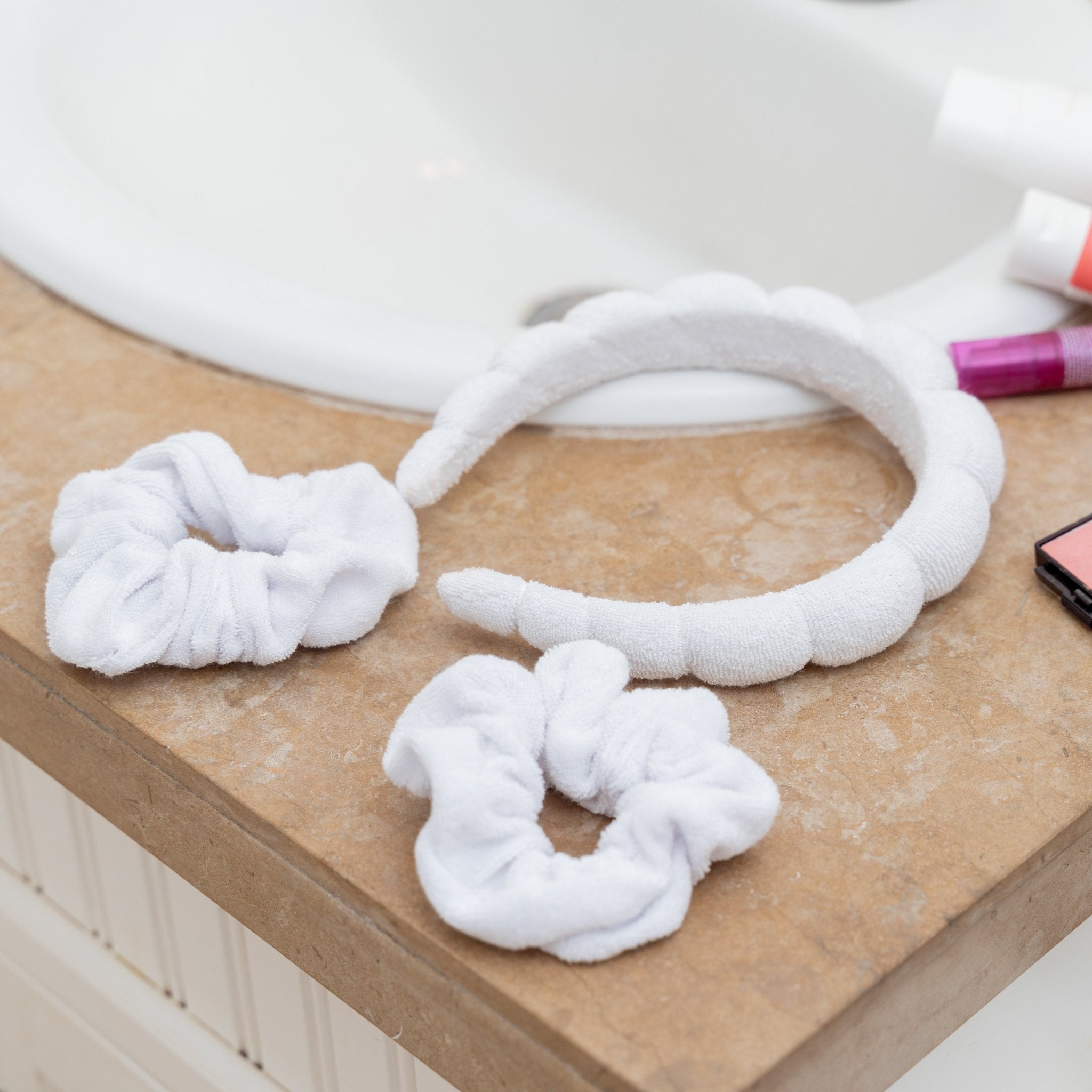 Puffy Spiral Terry Cloth Padded Spa Headband and Scrunchie Wristbands - FROG SAC