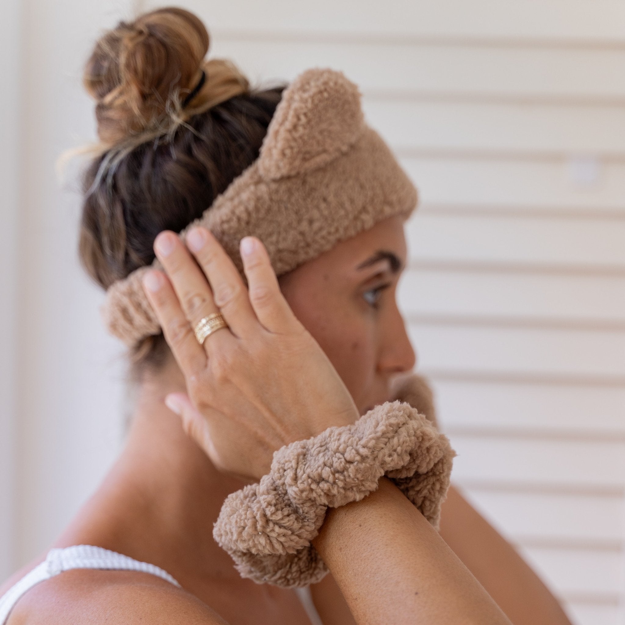 Teddy Bear Spa Headwrap and Scrunchies Set - FROG SAC