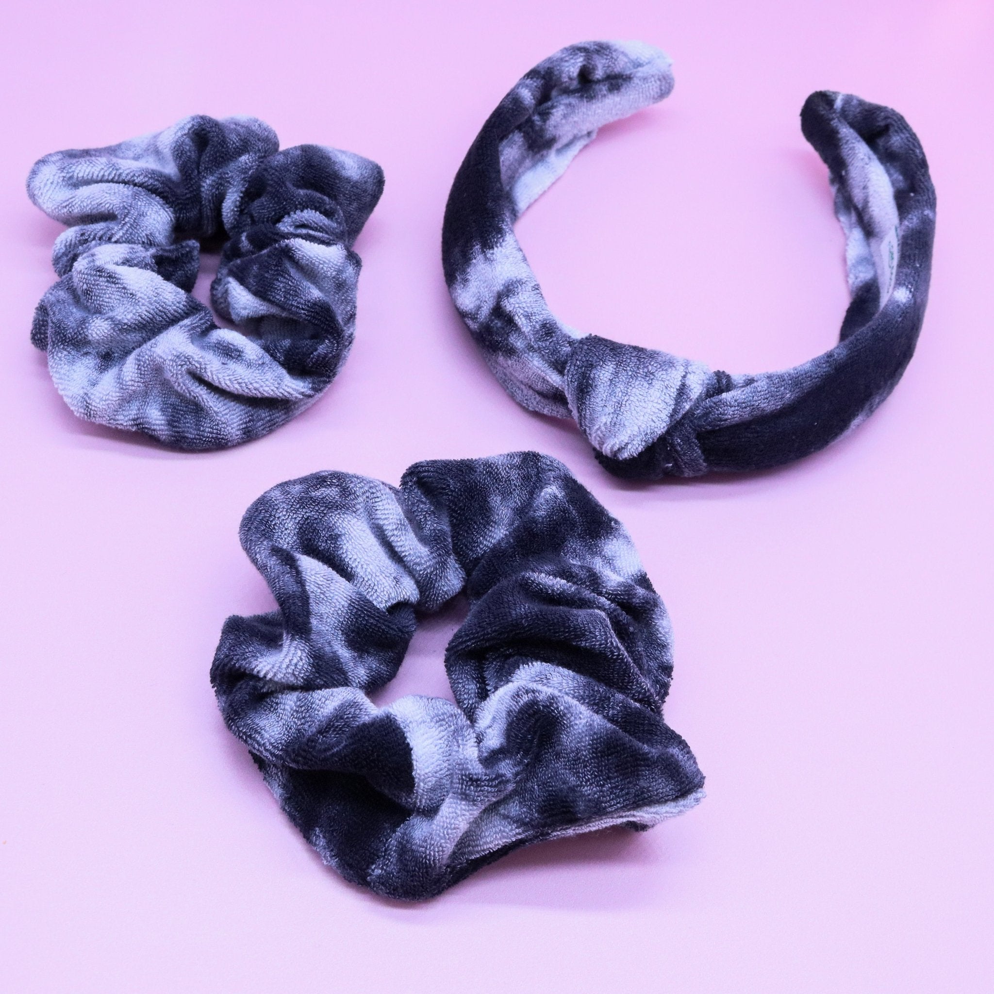 Terrycloth Knot Spa Headband and Scrunchie Wristbands - FROG SAC