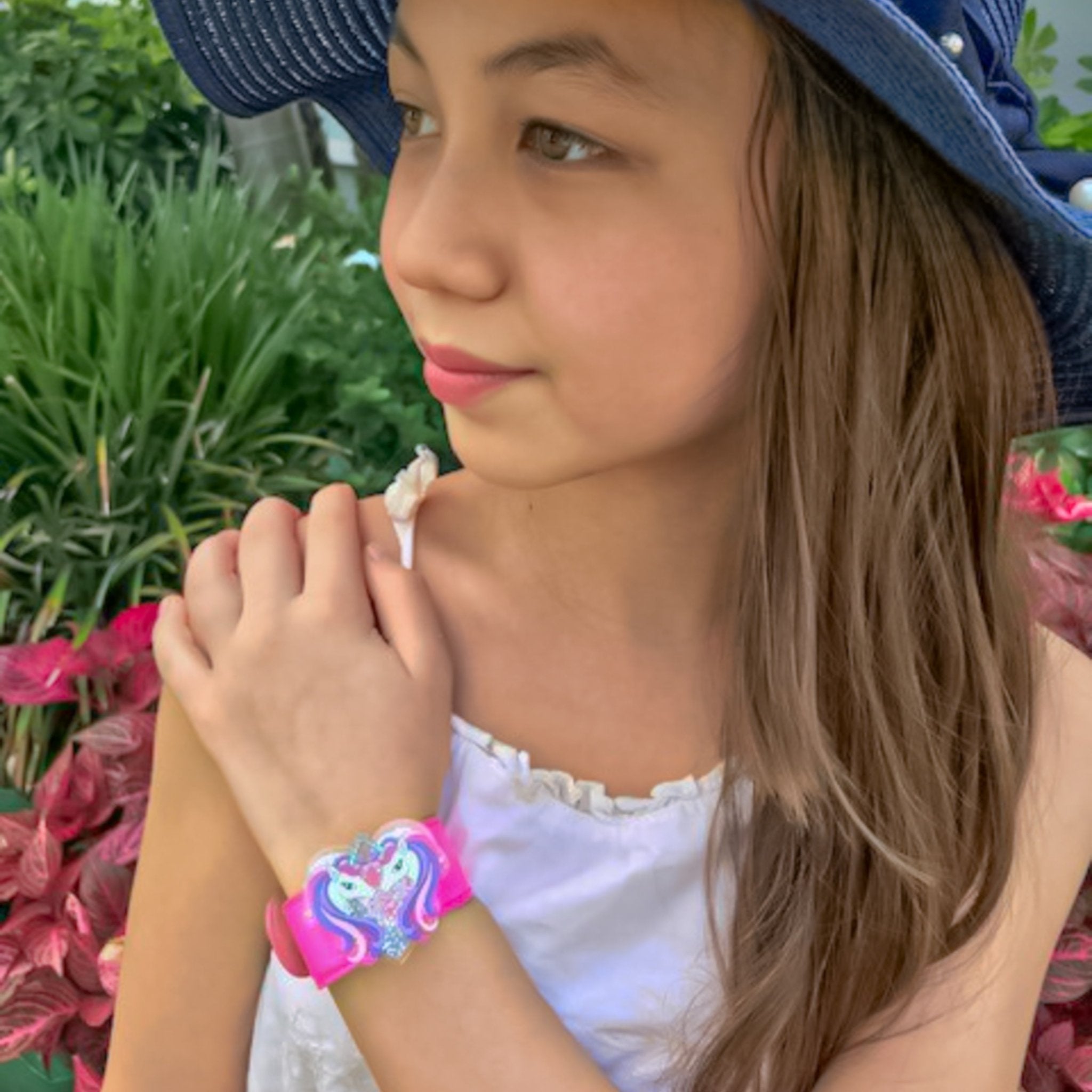 Unicorn Slap Bracelet with Glitter Shaker Charm - FROG SAC